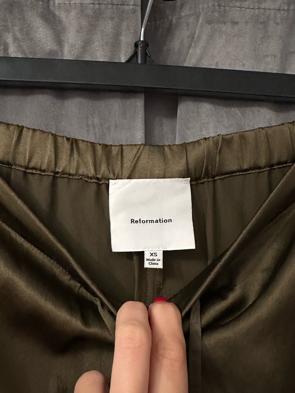 Reformation Olina Silk Pants - Olive Green - Picture 7 of 7